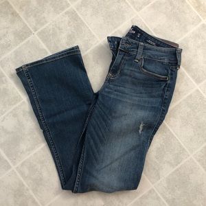 NWOT Hollister Low Rise Bootcut Destroyed Jeans